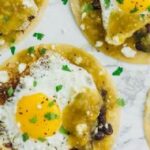 ¿No sabes qué preparar para desayunar? Haz estos deliciosos huevos rancheros