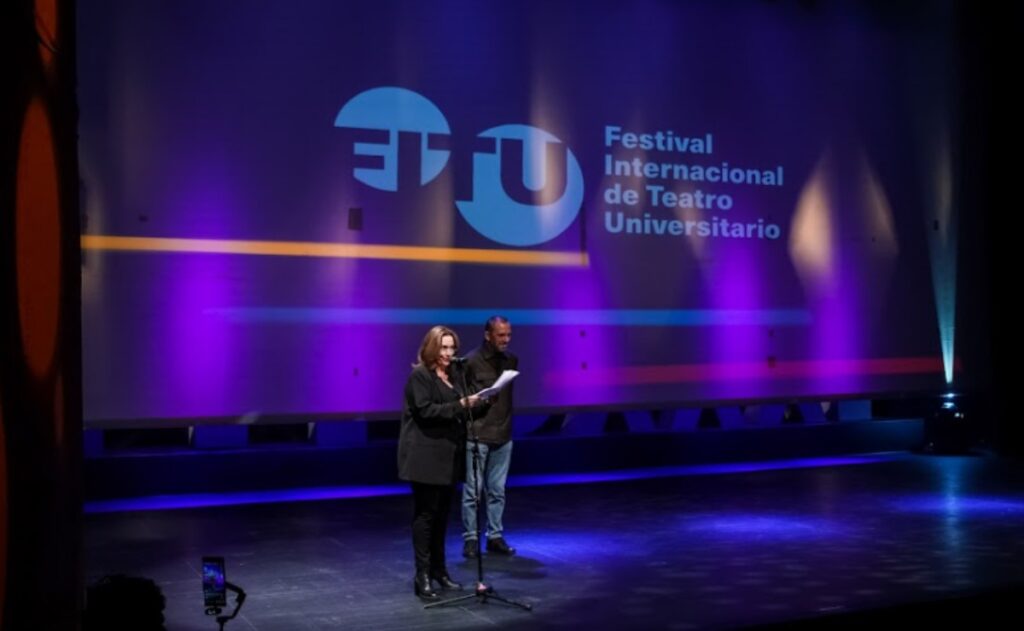 UNAM-Festival-Internacional-de-Teatro-Universitario