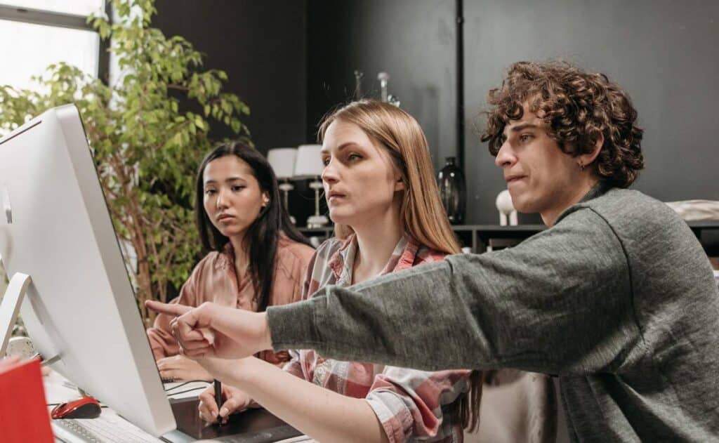 Practicas-profesionales-o-servicio-social_-¿cuentan-como-experiencia-laboral